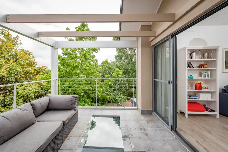 16/25 Jerrabomberra Avenue, Narrabundah ACT 2604
