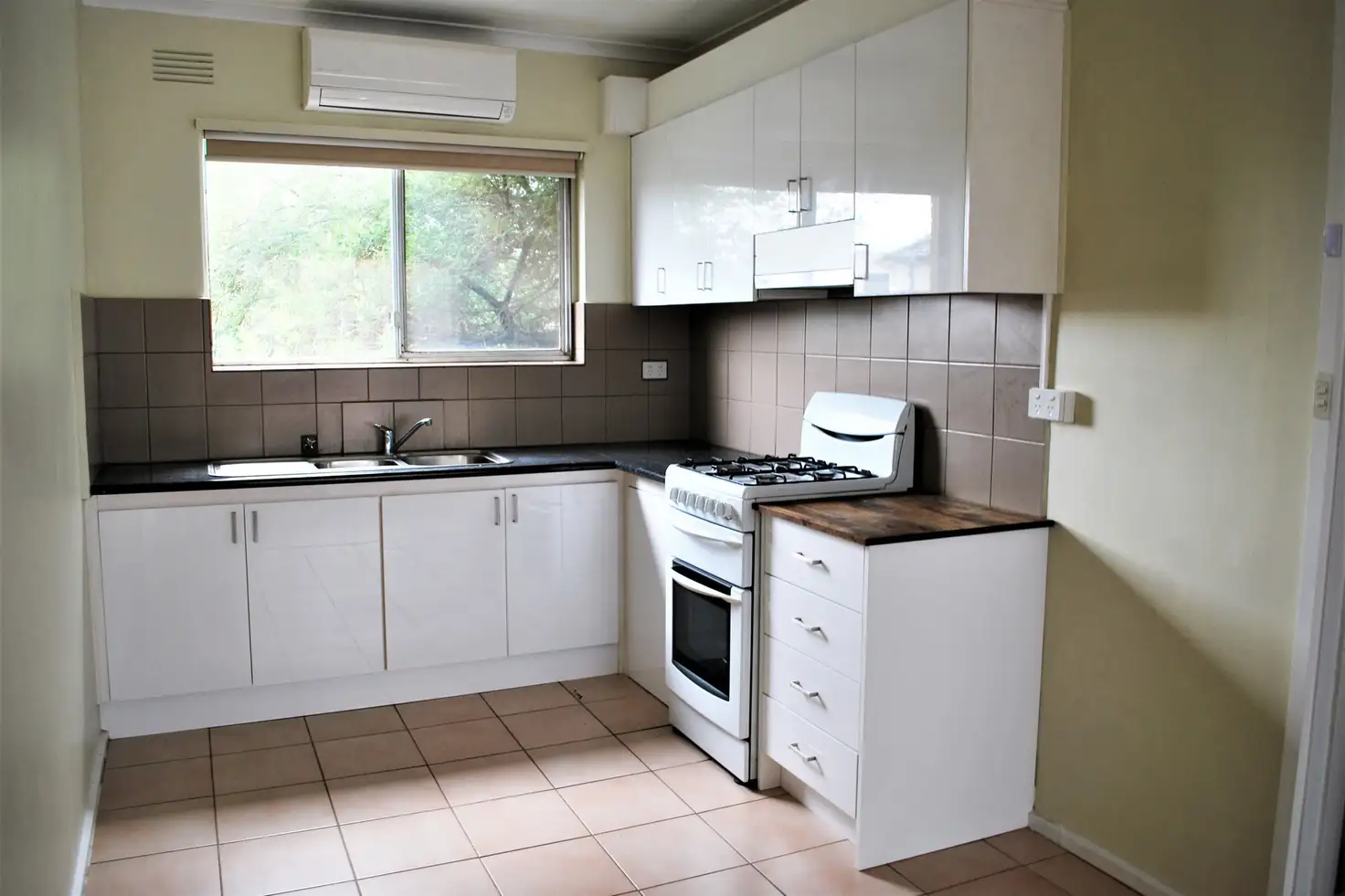 Main view of Homely apartment listing, 12/1927-1929 Dandenong Road, Clayton VIC 3168