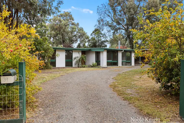 39 Forest Street, Yarra Glen VIC 3775