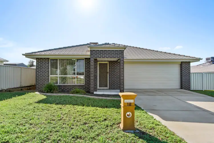 Main view of Homely house listing, 18 Swan Street, Tamworth NSW 2340