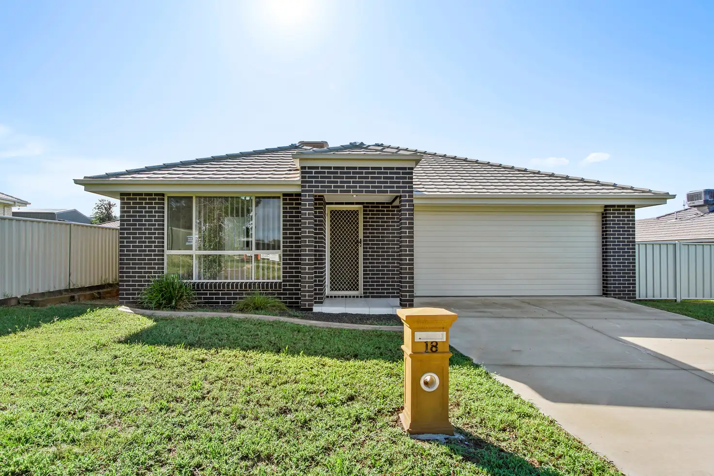 Main view of Homely house listing, 18 Swan Street, Tamworth NSW 2340