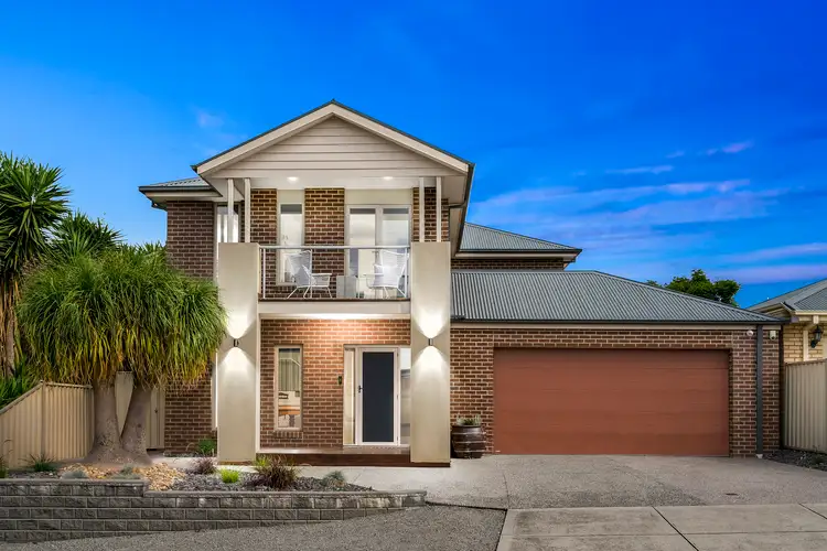 2 Holly Court, Gowanbrae VIC 3043