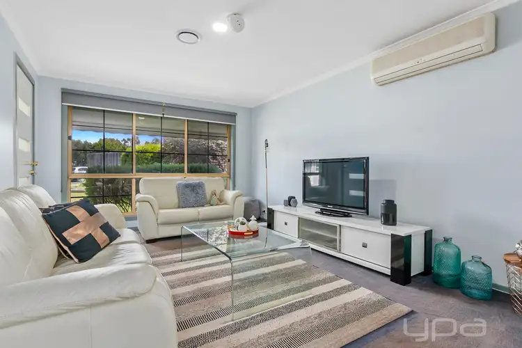 Sixth view of Homely unit listing, 1/93 Kingdom Avenue, Kings Park VIC 3021