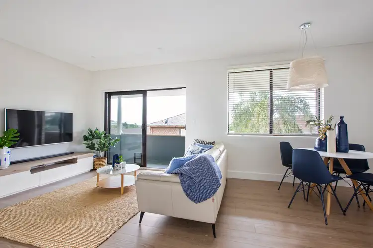 Second view of Homely apartment listing, 4/1 Regent Street, Dee Why NSW 2099