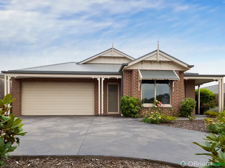 Second view of Homely house listing, 5 Bronte Court, Drouin VIC 3818