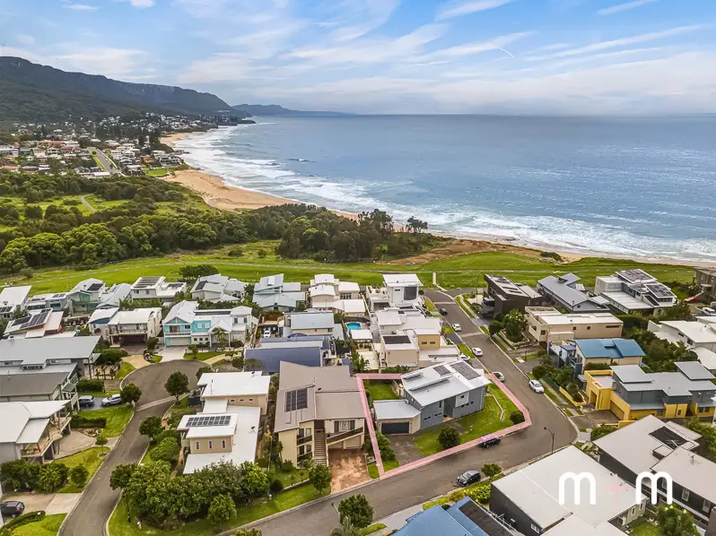 Main view of Homely house listing, 21 Aragan Circuit, Bulli NSW 2516