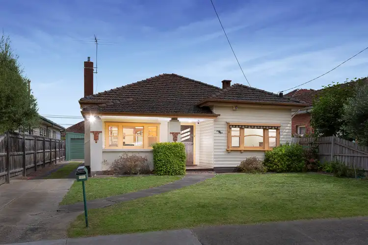 81 Waverley Parade, Pascoe Vale South VIC 3044