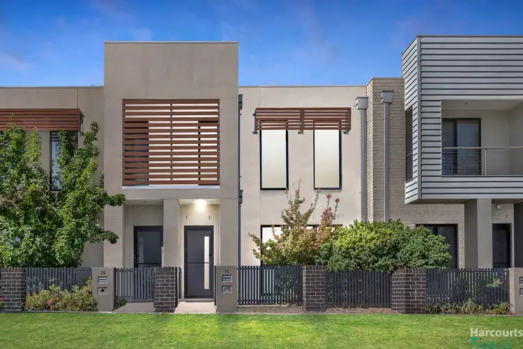 16 Grenville Walk, Lalor VIC 3075