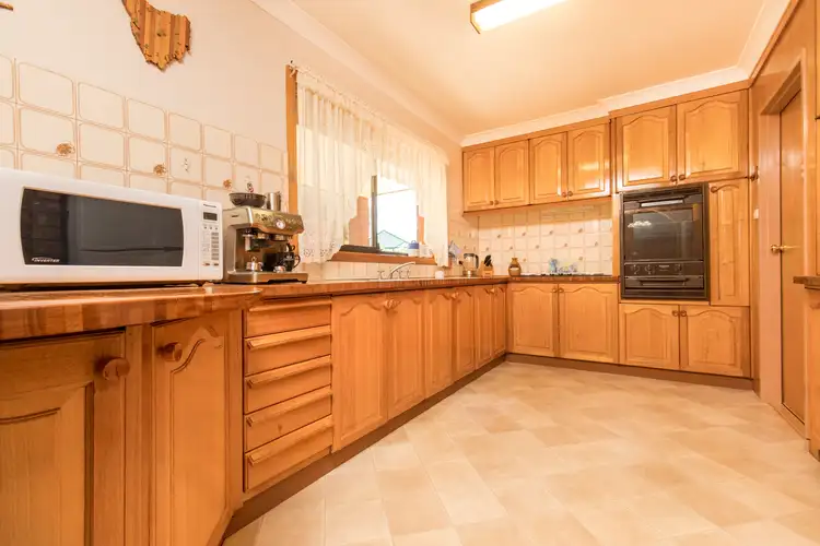Fifth view of Homely house listing, 72 Pawson Avenue, Red Cliffs VIC 3496