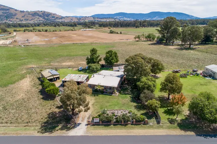 107 Kiewa-Bonegilla Road, Tangambalanga VIC 3691
