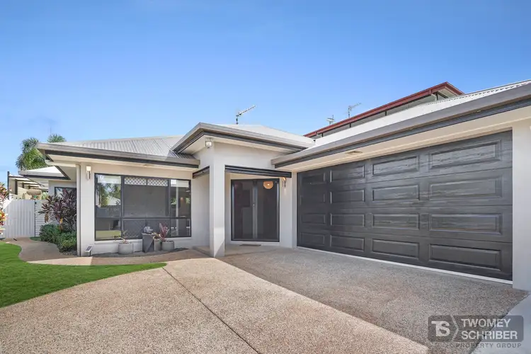28 Regent Avenue, Redlynch QLD 4870