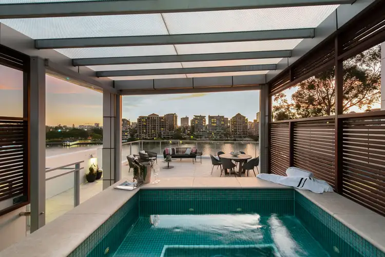 9/166 Oxlade Drive, New Farm QLD 4005