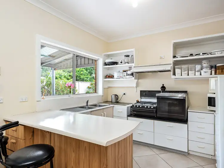 Second view of Homely block of units listing, 417 & 417A Prune Street, Lavington NSW 2641