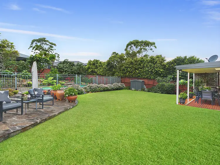 16 Hoddle Crescent, Davidson NSW 2085