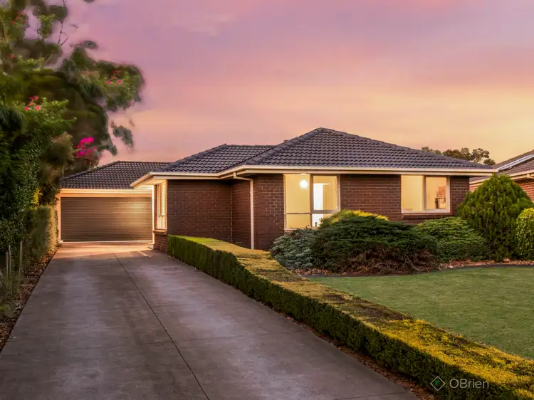Main view of Homely house listing, 5 Driftwood Court, Narre Warren VIC 3805