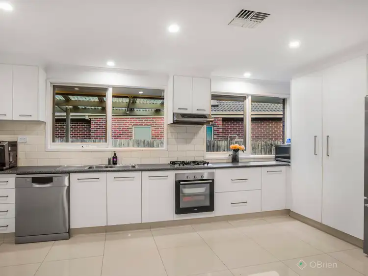 Fourth view of Homely house listing, 5 Driftwood Court, Narre Warren VIC 3805