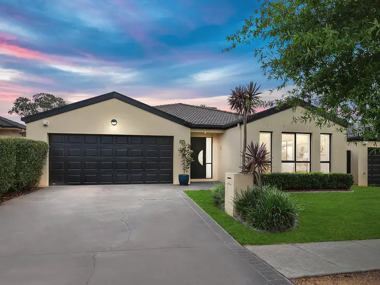 25 Eva West Street, Gungahlin ACT 2912
