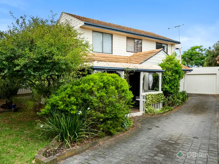 38 Wunalla Road, Seaford VIC 3198