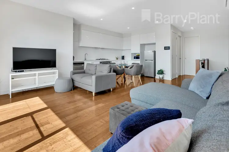 Second view of Homely townhouse listing, 2/17 Park Avenue, Preston VIC 3072