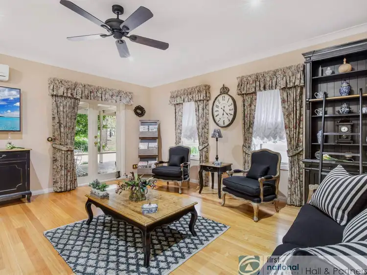 Sixth view of Homely house listing, 18 Lorne Court, Berwick VIC 3806