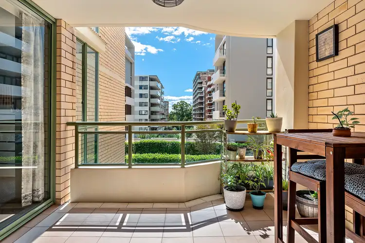 91/107-115 Pacific Highway, Hornsby NSW 2077