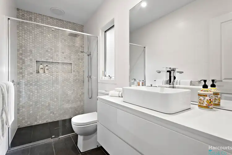 Sixth view of Homely townhouse listing, 2/119 Greensborough Road, Macleod VIC 3085