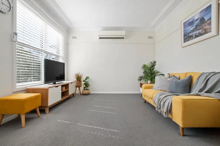 Second view of Homely house listing, 39 Baringa Avenue, Seaforth NSW 2092