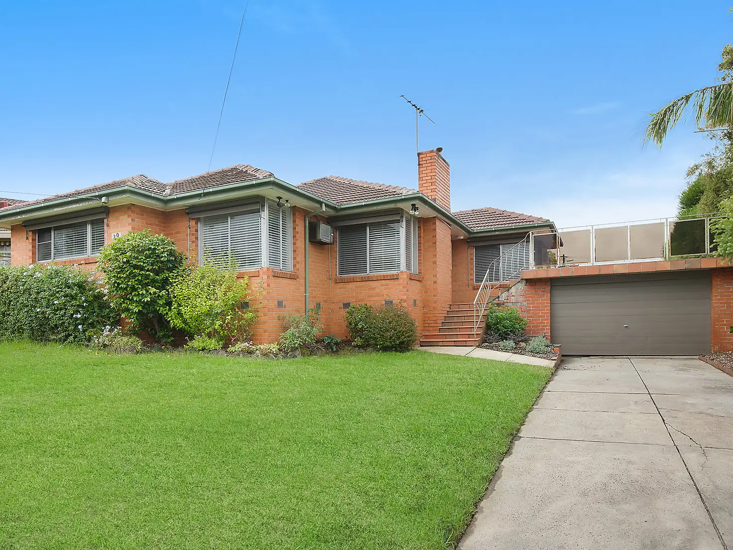 Main view of Homely house listing, 20 Myddleton Drive, Viewbank VIC 3084