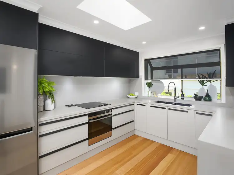 2/24 Maroomba Road, Terrigal NSW 2260
