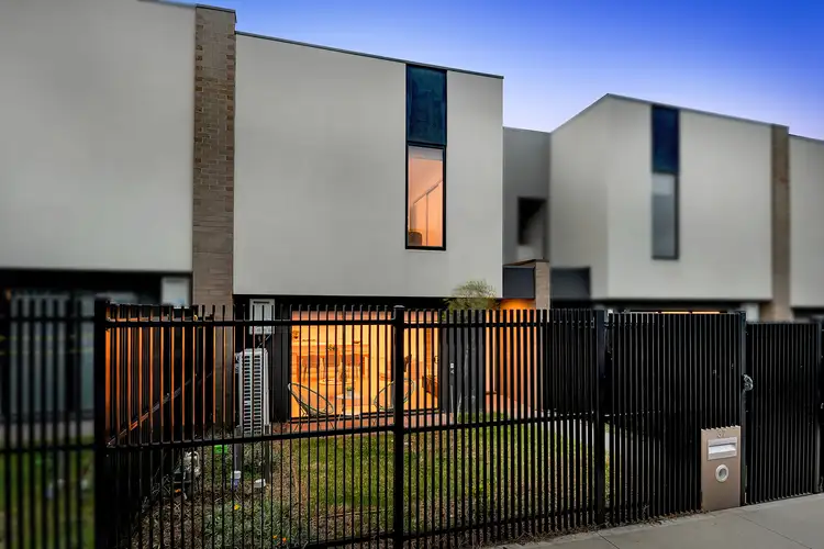 37 Regatta Drive, Craigieburn VIC 3064