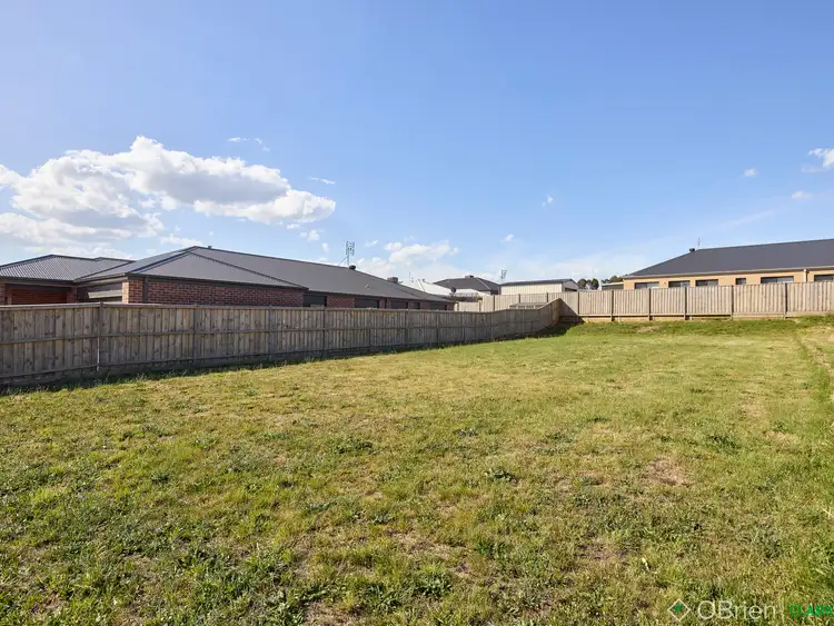 24 McCubbin Drive, Warragul VIC 3820