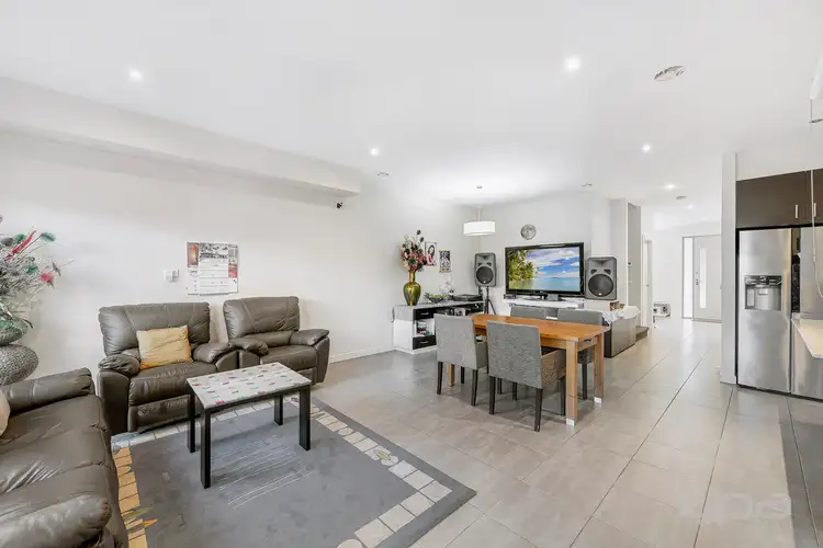 Sixth view of Homely house listing, 8 Murchison Place, Caroline Springs VIC 3023