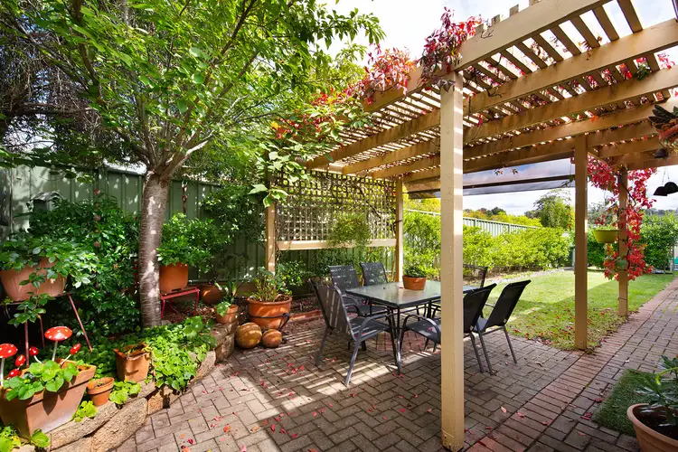 Second view of Homely house listing, 5 McKenna Court, Flora Hill VIC 3550