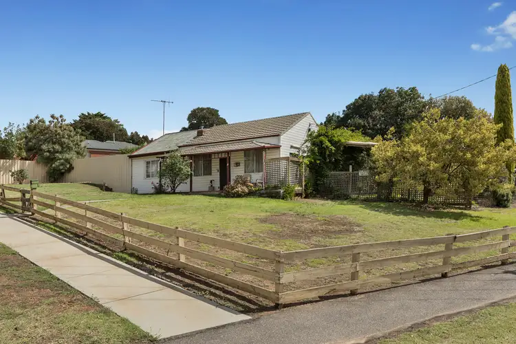 Main view of Homely house listing, 19 Thompson Street, Long Gully VIC 3550