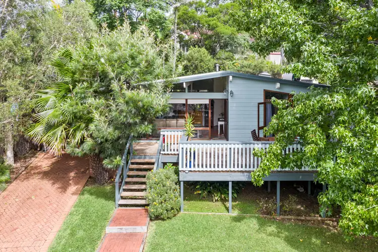18 Ian Bruce Crescent, Balgownie NSW 2519