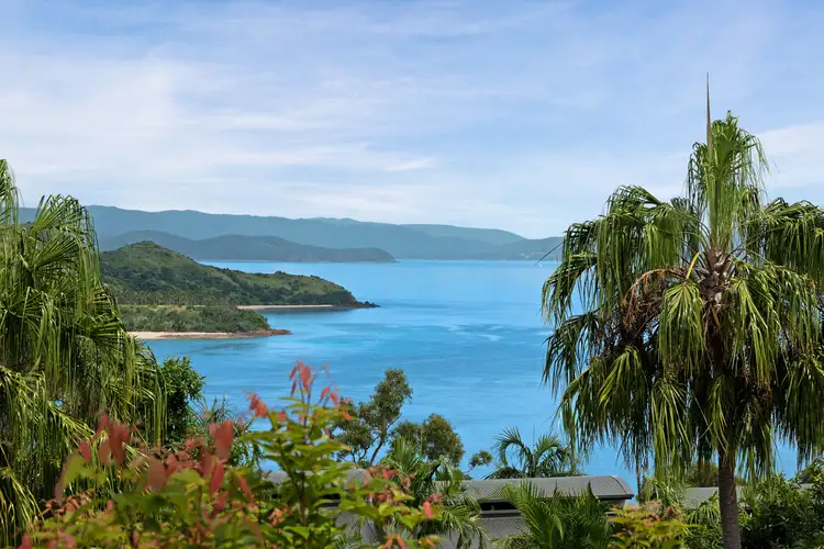 13/5 Banksia Court, Hamilton Island QLD 4803