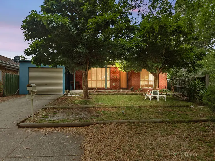 30 Leonard Avenue, Berwick VIC 3806