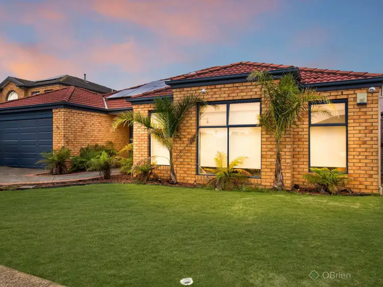 23 Violet Way, Cranbourne VIC 3977