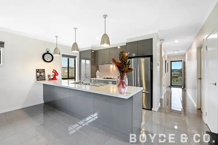 Fifth view of Homely house listing, 4 Willan Court, Warragul VIC 3820