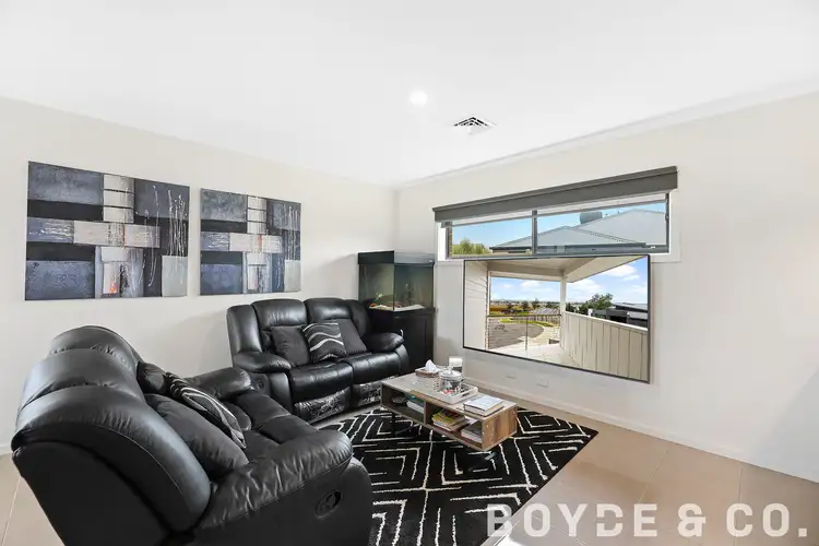 Sixth view of Homely house listing, 4 Willan Court, Warragul VIC 3820