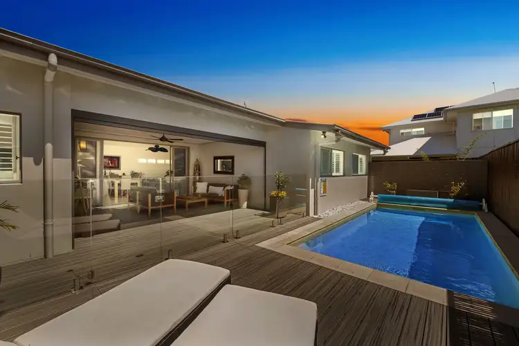 18 Breakers Place, Mount Coolum QLD 4573