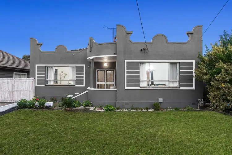17 Berkshire Road, Sunshine North VIC 3020
