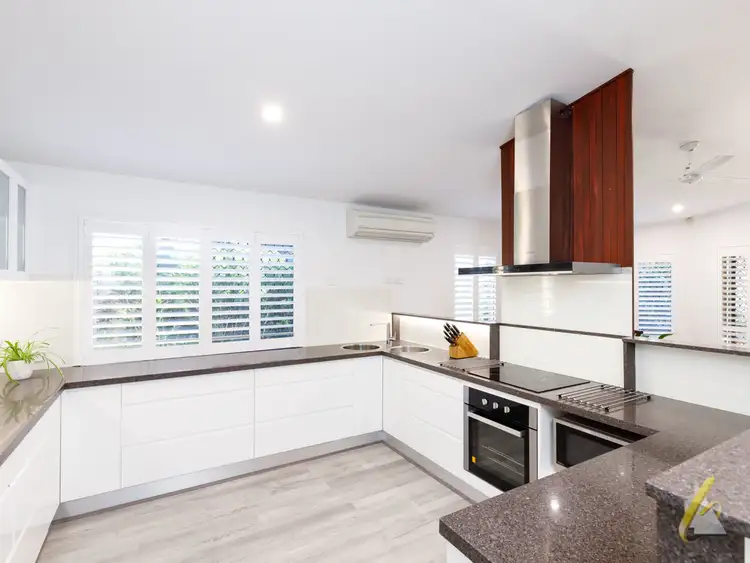 7 Reuben Close, Forest Lake QLD 4078