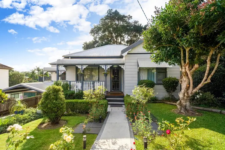11 Liddle Street, Woonona NSW 2517