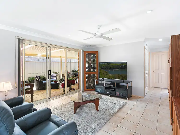 Fifth view of Homely villa listing, 2/20 Yeddenba Avenue, Blue Bay NSW 2261