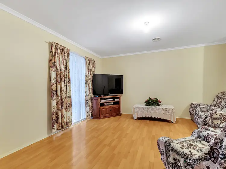 Fifth view of Homely house listing, 9 Lady Penrhyn Close, Cranbourne West VIC 3977