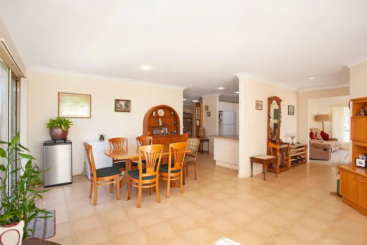 Fifth view of Homely villa listing, 1/10 Mistral Place, Old Bar NSW 2430