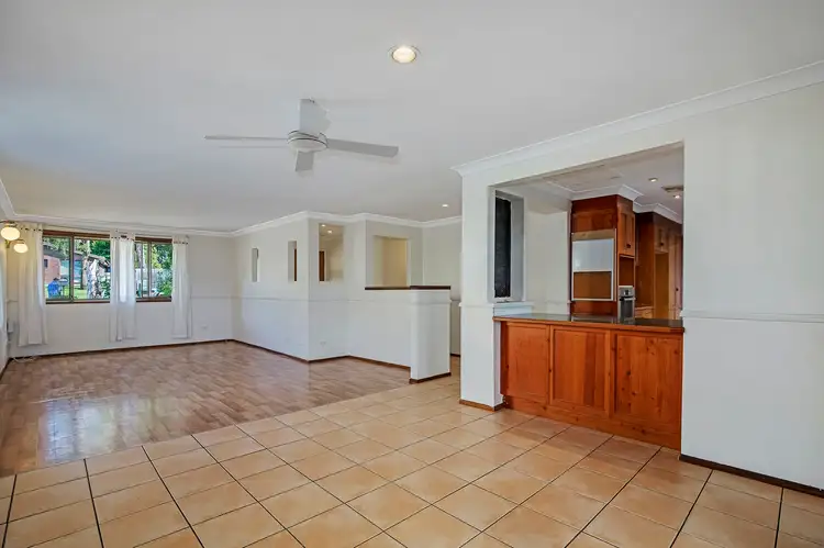 Fourth view of Homely house listing, 5 Roger Crescent, Berkeley Vale NSW 2261