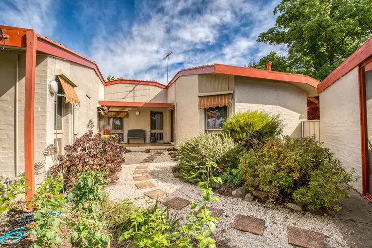 2 Opal Court, West Wodonga VIC 3690