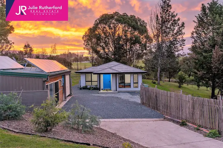 6 Bega Street, Cobargo NSW 2550
